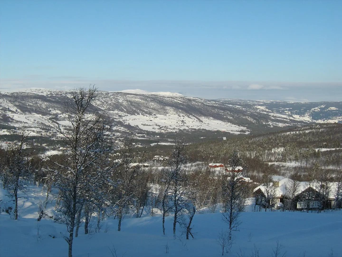 Geilo is a village in Hol Kommune, Hol community. It is a tourist attraction because of its ski resorts