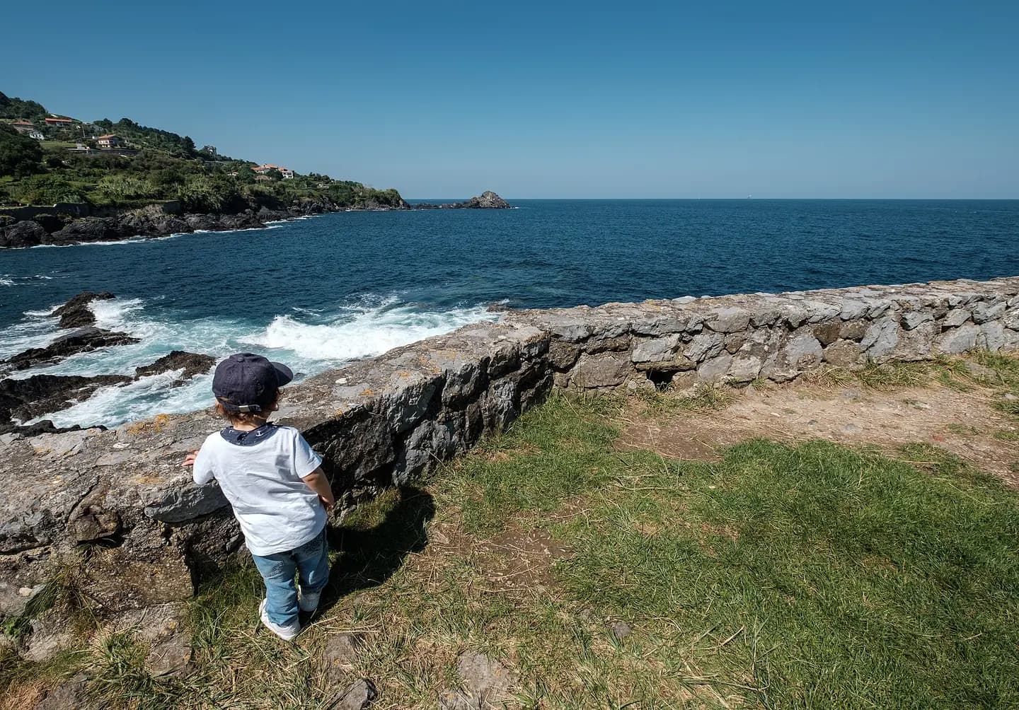 Garbiel enjoys the ocean view, Hermitage of Saint Catherine, Mundaka, Spain (PPL3-Altered)