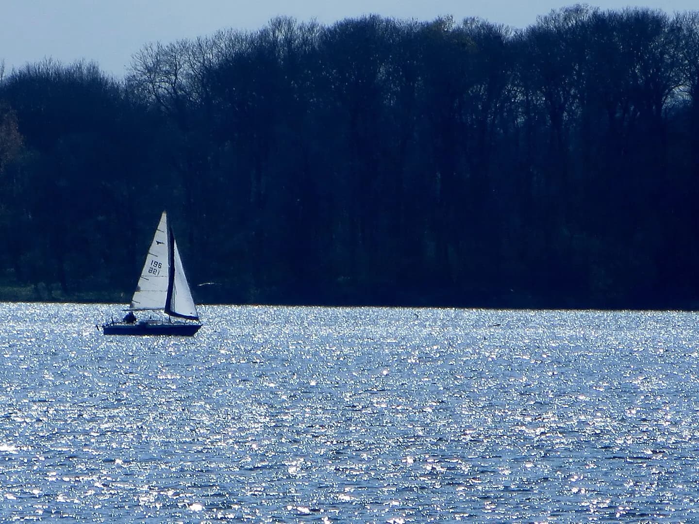 Sailing on Rutland Water - April 2014