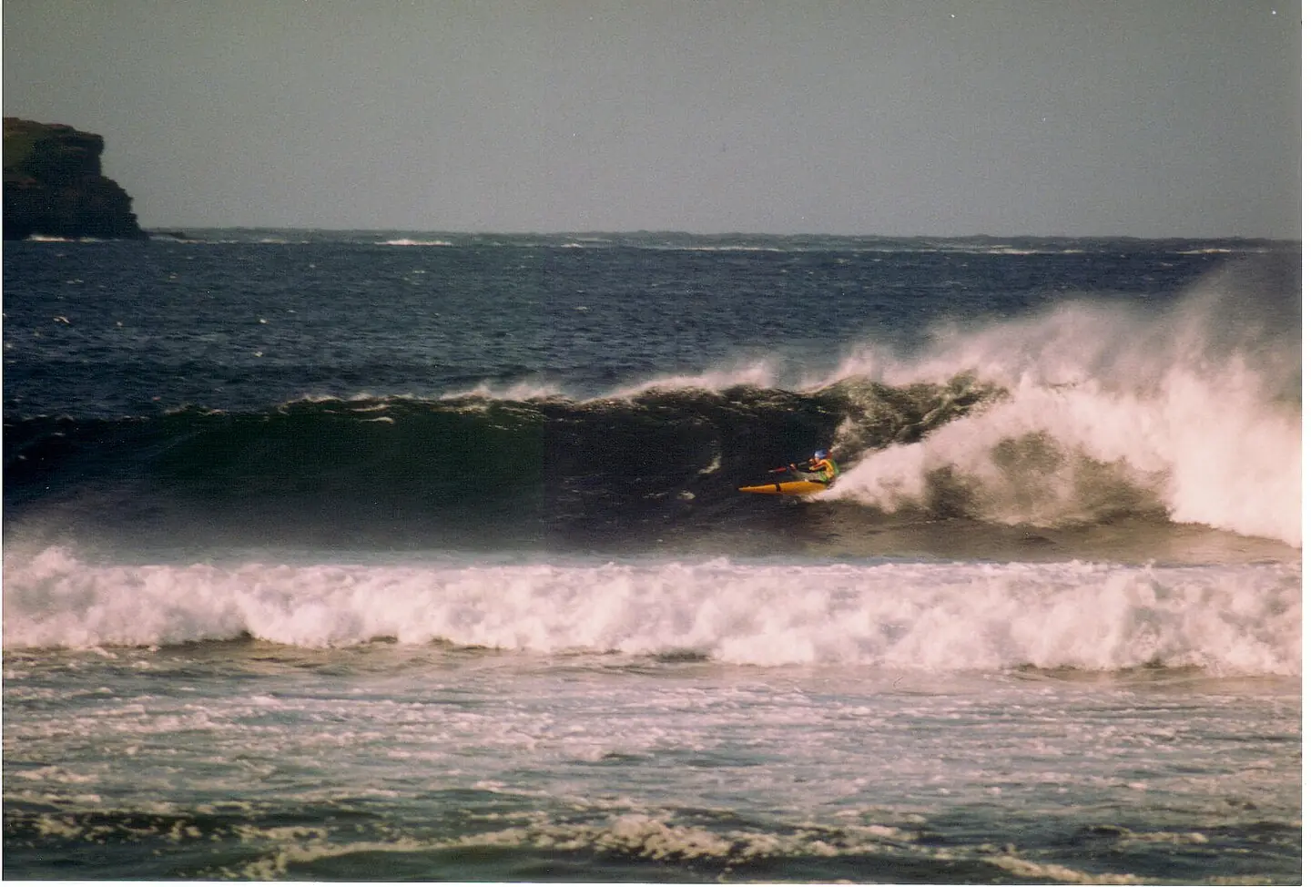 Kayak Surf on Thurso East