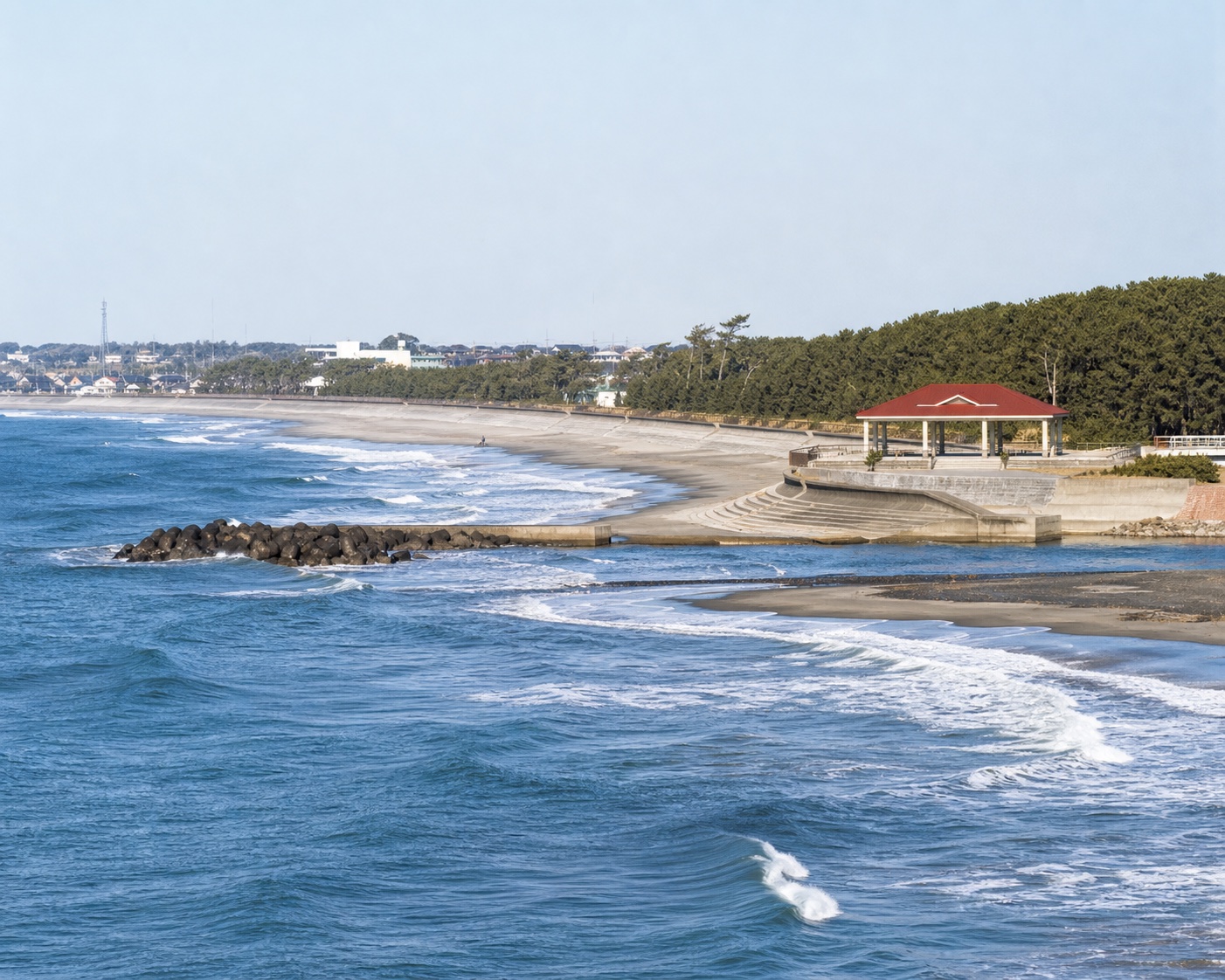 Ichinomiya surf beside its river mouth and black-pine coastal shelter
